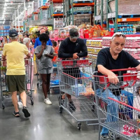 ABD'de tüketici güveni Mayıs 2014'ten bu yana en düşük seviyeye geriledi