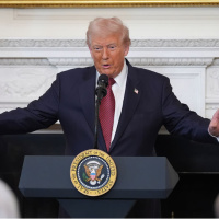 Trump, ABD dolarının değer kaybından endişe duymadığını belirtti