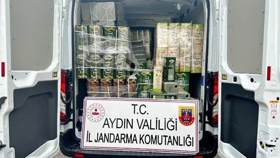 Aydın'da 3.4 milyon TL'lik sahte zeytinyağı ve bal operasyonu