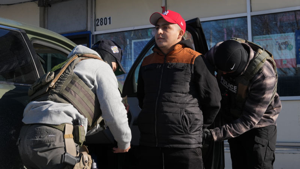 ICE'nin tutuklama hedefine ulaşamaması hapishane hisselerini düşürdü