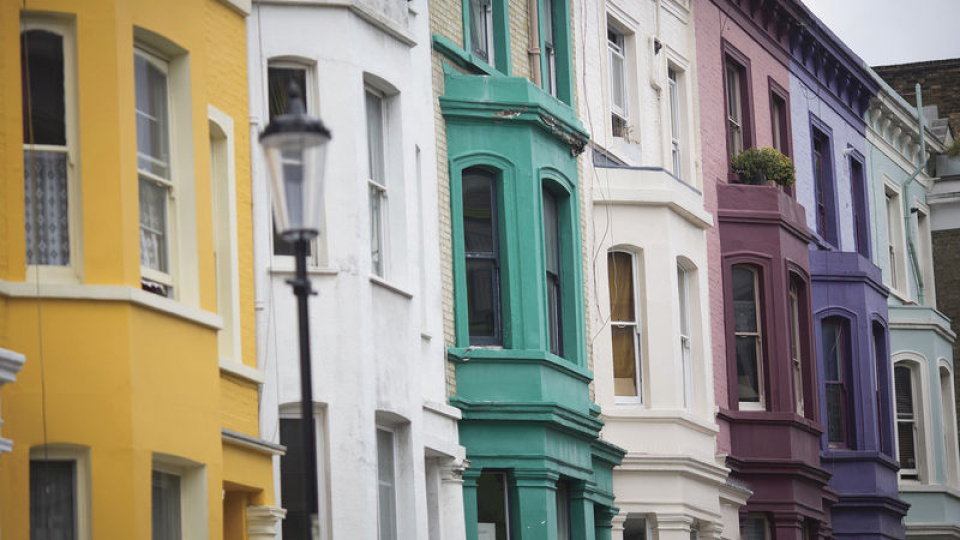 Türkler 11 ayda yurt dışından 2,4 milyar dolarlık konut aldı