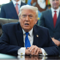 Trump: Şu anda İran'la müzakere ediyoruz