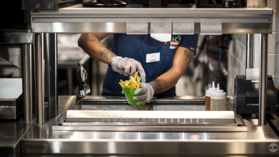 ABD'de hizmet sektörü PMI tahminleri aştı