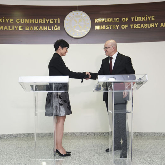 AYB'den Türk bankalarına 200 milyon euroluk kredi