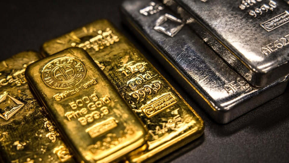 Altın ve gümüş fiyatlarında sert düşüş yaşandı