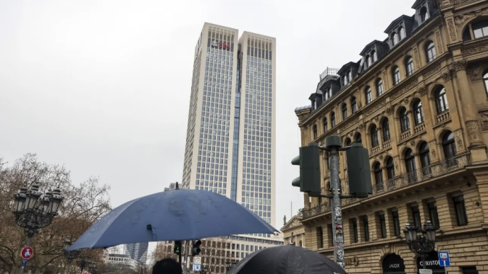 Almanya yatırımcı güveninde sürpriz kötüleşme