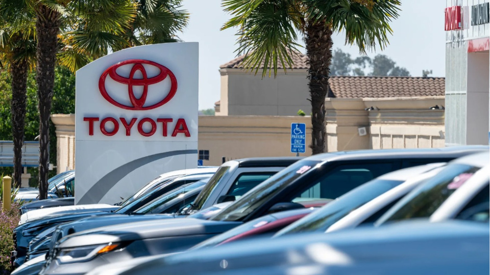 Toyota, Kanada'daki fabrikası için insansı robotlar aldı