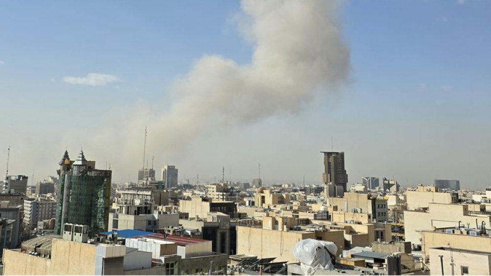 İsrail ve ABD İran'a saldırı başlatıldığını duyurdu