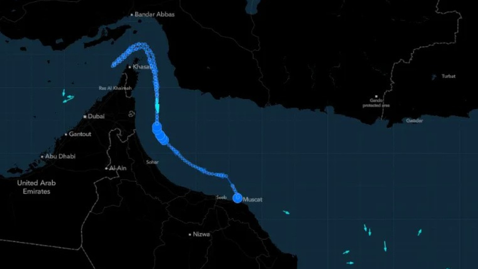 Hürmüz Boğazı'nda gemilerin U dönüşü yaptığı görüldü