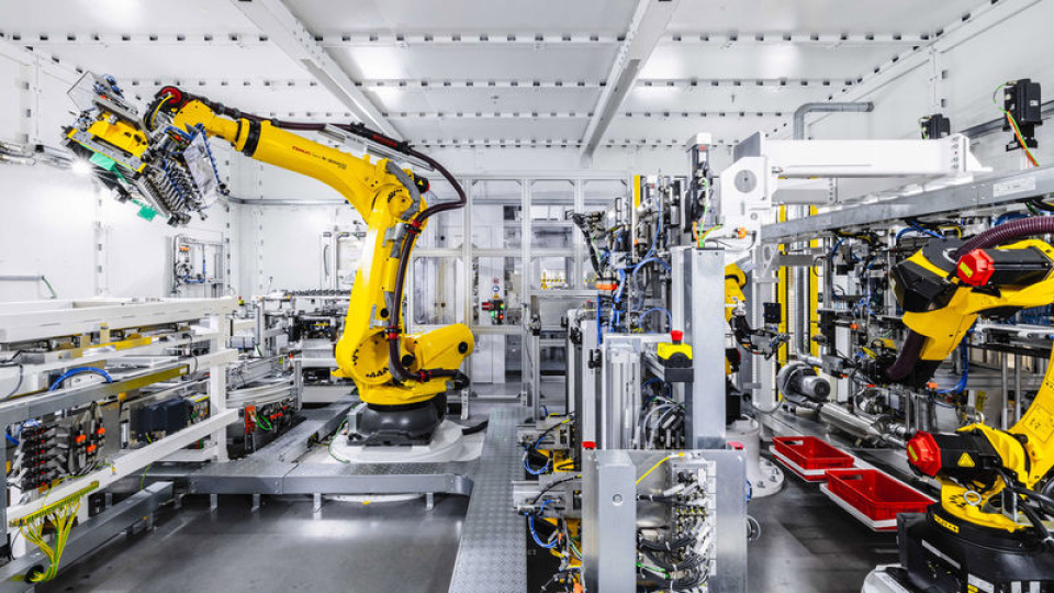 Euro Bölgesi'nde imalat sanayi PMI Şubat'ta yükseldi