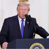 Trump: Saldırmak için Kongre onayına ihtiyacım yok