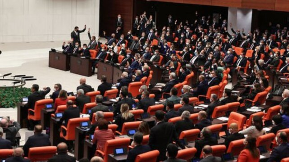 Ekonomik düzenlemeleri de içeren kanun teklifi TBMM Plan ve Bütçe Komisyonunda kabul edildi