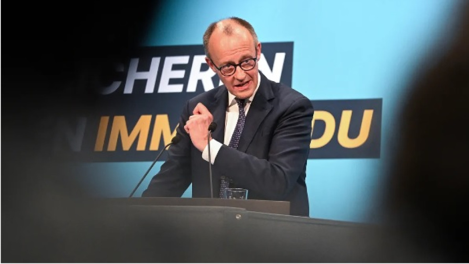 Almanya Başbakanı'na eyalet seçimi darbesi