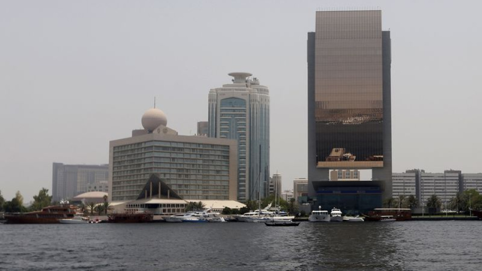 Wall Street bankaları, BAE'deki çalışanlarına taşınma seçeneği sunuyor