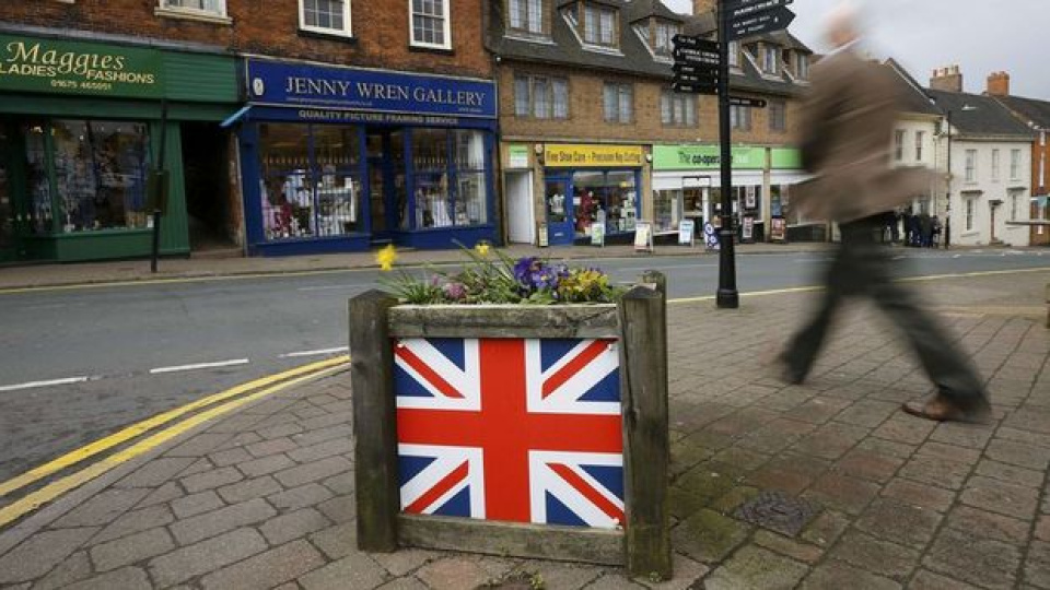 İngiltere, stratejik petrol rezervlerinden 13,5 milyon varili piyasaya sürecek