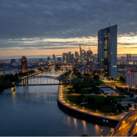 Ekonomistlerin AMB tahmini piyasalarla ters düşüyor