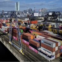 Almanya'da yatırımcı güveninde beklentilerin çok ötesinde düşüş