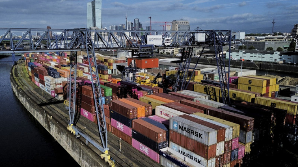 Almanya'da yatırımcı güveninde beklentilerin çok ötesinde düşüş