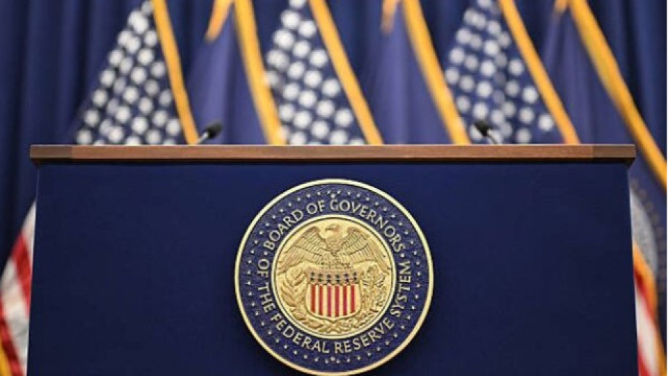 Fed faizi yeniden sabit bıraktı