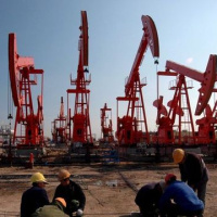 Petrolde enerji tesislerinin vurulmasıyla sert yükseliş