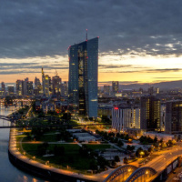 Avrupa Merkez Bankası İran savaşı gölgesinde faizi değiştirmedi