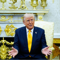 Trump: Netanyahu'ya İran'ın enerji tesislerini vurma dedim