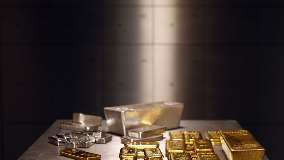 Altın ve gümüşte sert düşüşe Trump freni