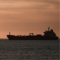 350'den fazla tanker Hürmüz'den geçmek için izin bekliyor