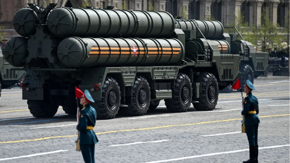 Hindistan onayladı: Rusya'dan yeni S-400'ler geliyor