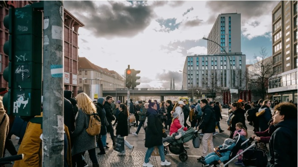Almanya'da enflasyon İran etkisiyle 1,5 yılın zirvesinde