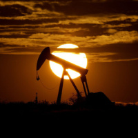 Petrolde ivme aşağı