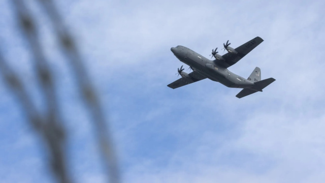 Belçika, ABD ve İsrail uçaklarına hava sahasını kapatmayacak
