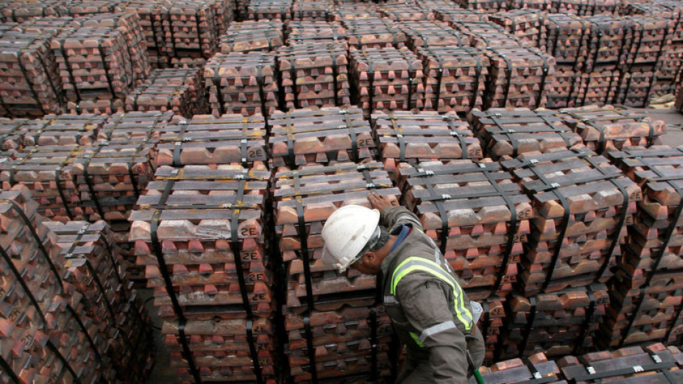 Metaller de Trump 'ın tehdidiyle düştü