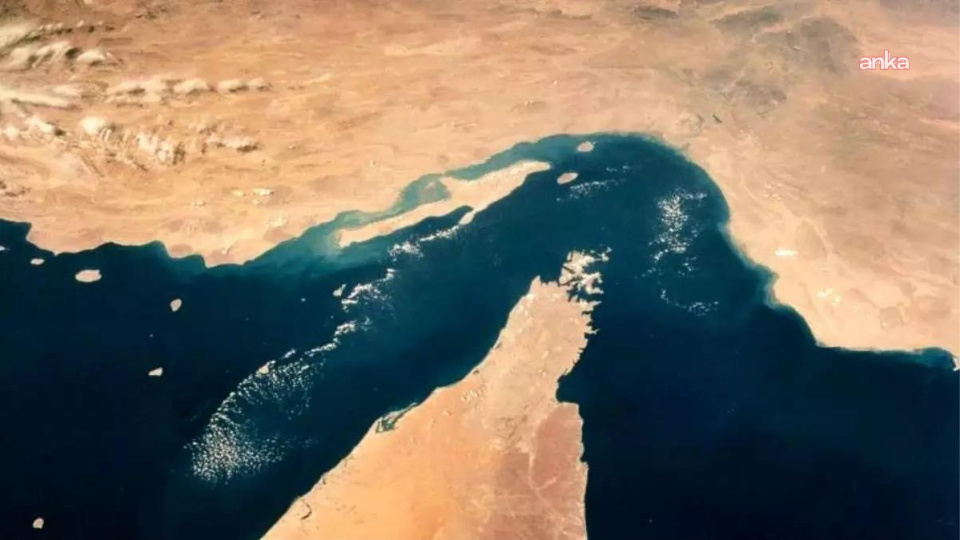 Hindistan bayraklı LPG tanker gemisi Hürmüz Boğazı'nı geçti