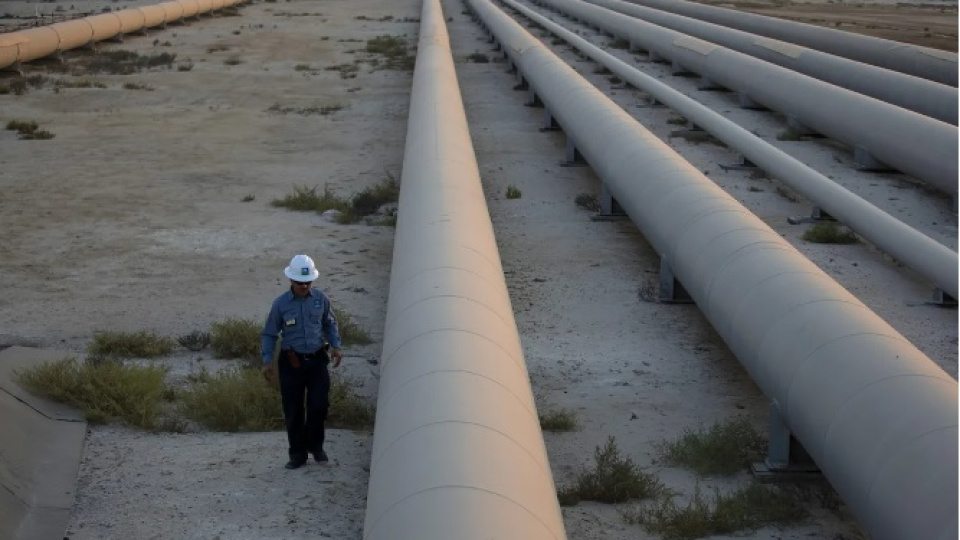 Suudi Arabistan'ın petrol boru hattı İran saldırısında hasar gördü