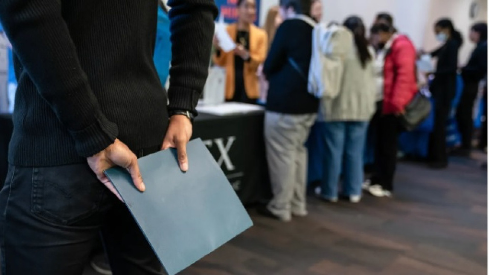 ABD'de işsizlik maaşı başvuruları beklentilerin üzerinde arttı