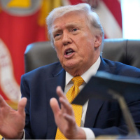 Trump'tan İran'a tanker ücreti çağrısı