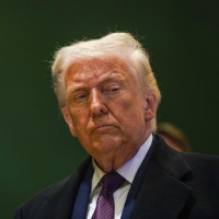 Trump'tan İran'a tehdit: Anlaşma olmazsa gemileri yüklüyoruz