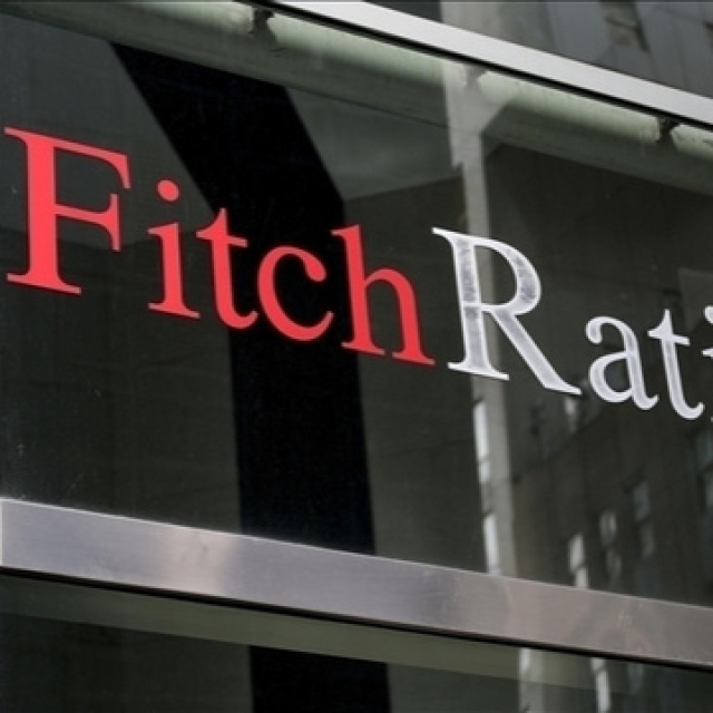Fitch, Türkiye'nin kredi görünümünü durağana çevirdi