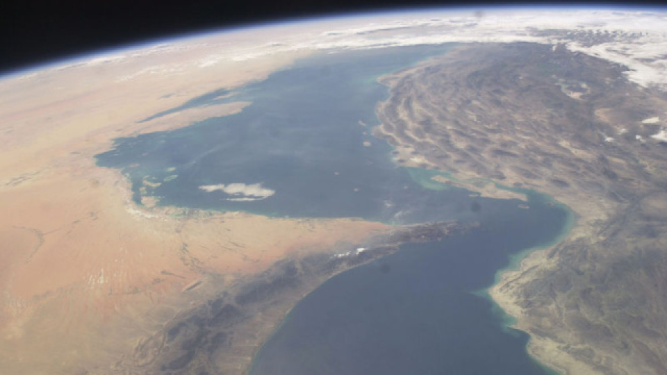 Hürmüz'de belirsizlik: ABD "geçtik" dedi, İran yalanladı