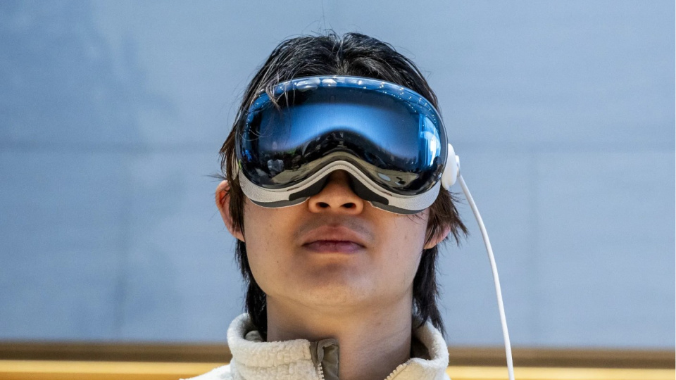 Apple, yeni akıllı gözlükler için dört tasarım üzerinde çalışıyor