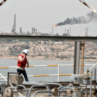 Petrol diplomasi umuduyla geriliyor