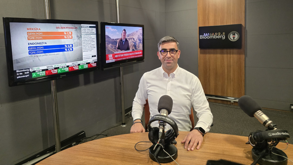 Ekonomi Muhabirleri Derneği'nden Bloomberg HT'ye ödül