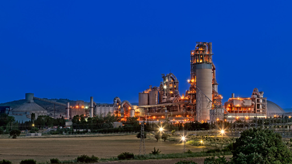 Sabancı, Akçansa'daki payını sattı