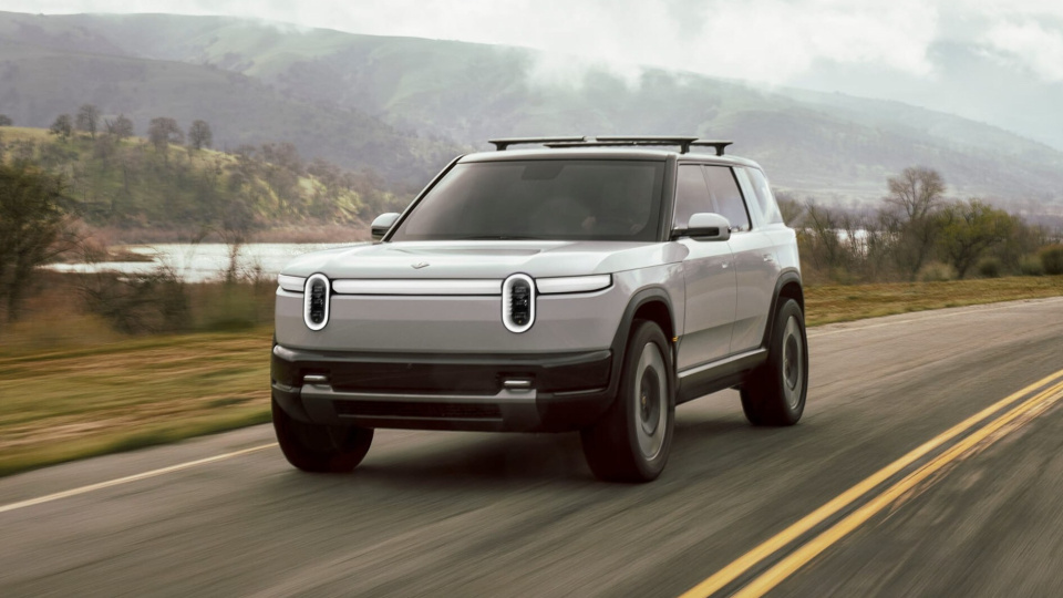 Rivian'ın fabrikasını kasırga vurdu, üretim durdu