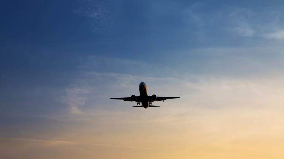 Hindistan'da havayollarından, yakıt vergisi indirimi uygulanmazsa operasyonların duracağı uyarısı