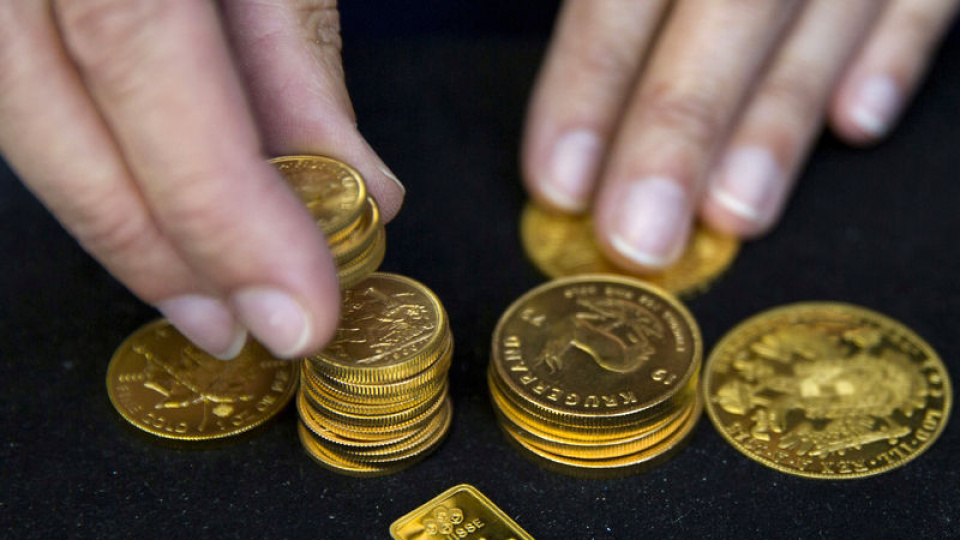 Altın doların zayıflamasıyla desteklendi
