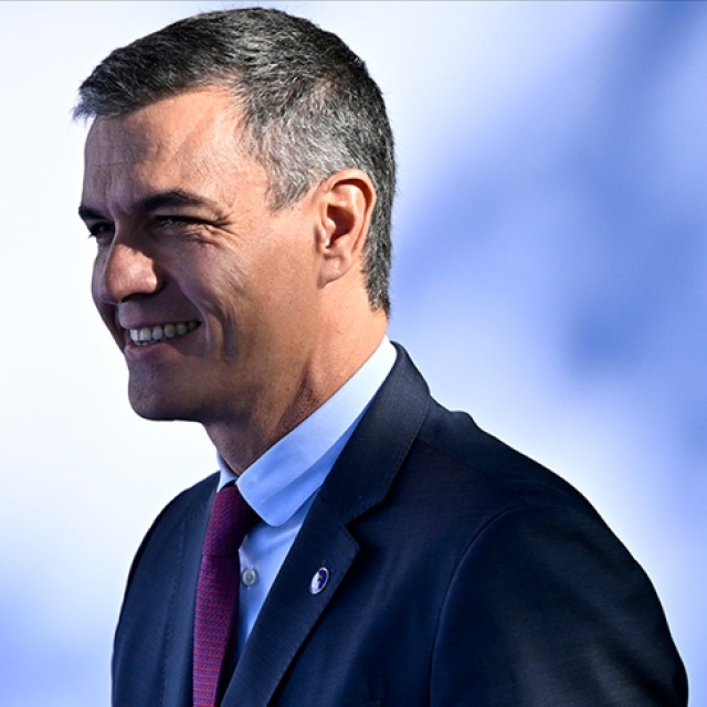 Sanchez’in uçağı Ankara’ya acil iniş yaptı