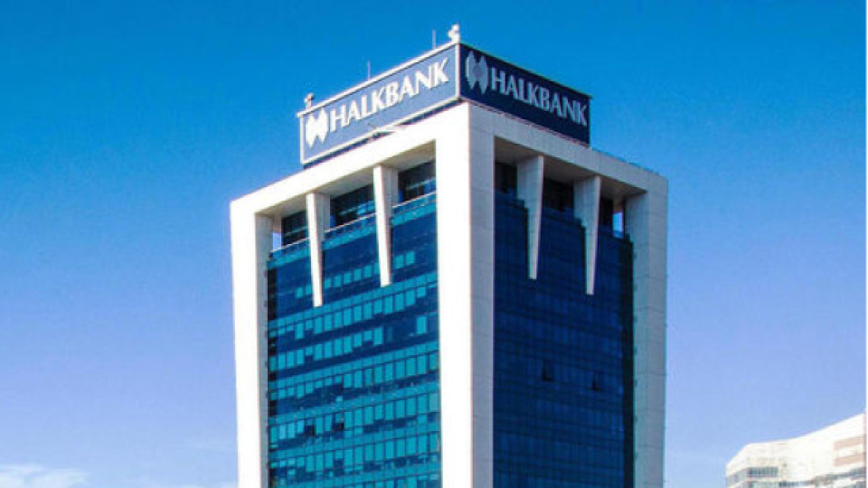 Halkbank’ın üç aylık net kârı beklentiyi aştı