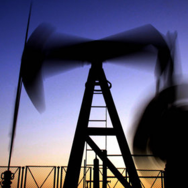Petrolde Hürmüz belirsizliği devam ediyor